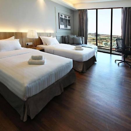 Shore Studio Rivercity View Malacca ภายนอก รูปภาพ